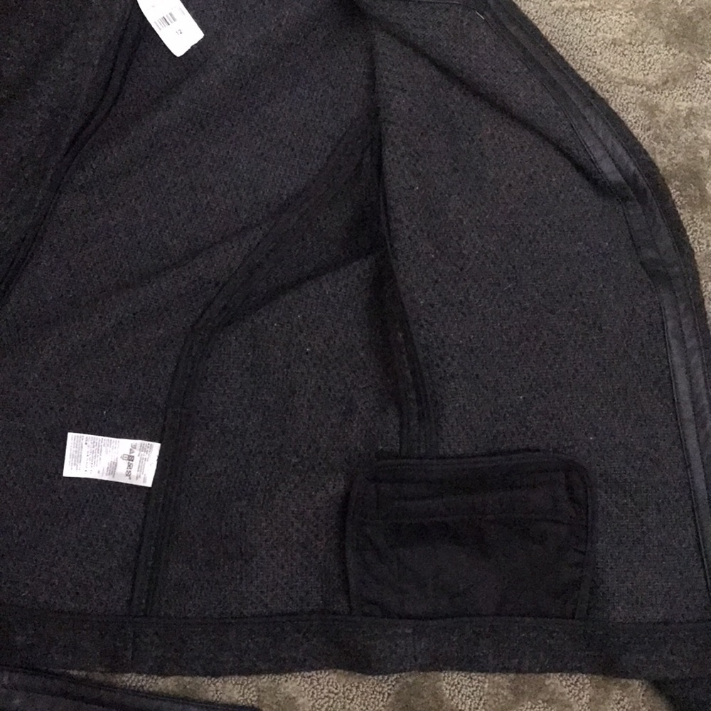 Short jacket - Picture 5 of 11
